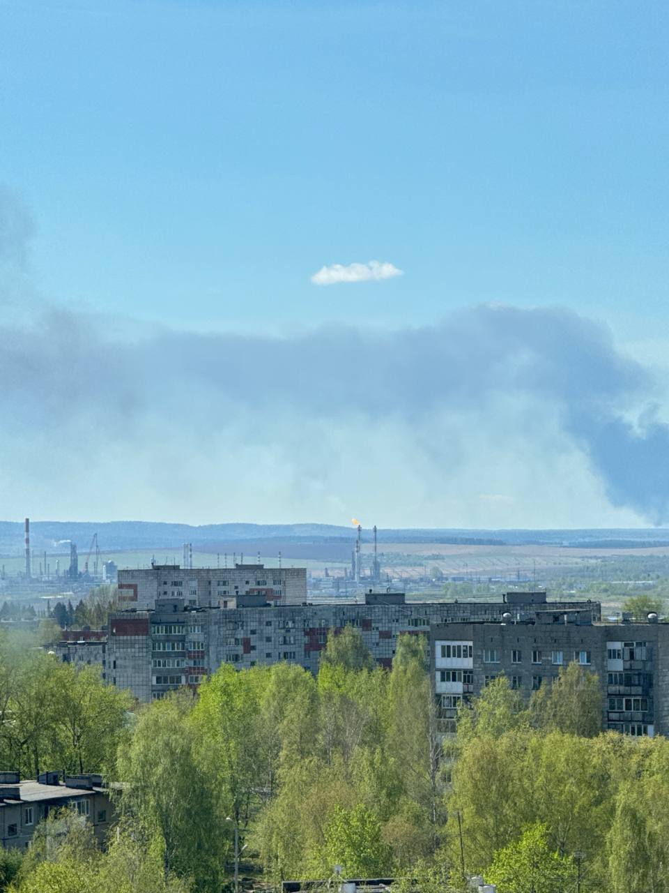Під прицілом ЛВДС: у російській Пермі прогриміли вибухи, піднявся дим. Фото і відео