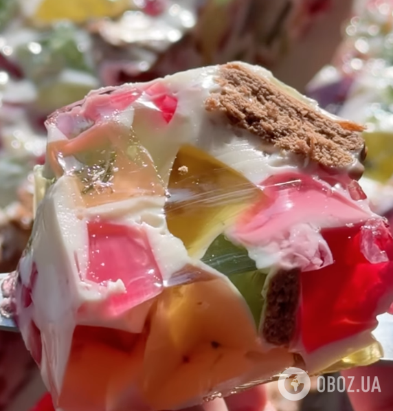 Самый вкусный десерт без выпечки и теста "Битое стекло": делимся легким рецептом