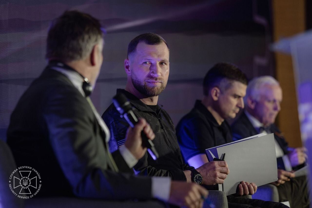СБУ розслідує понад 80% всіх злочинів, які росіяни вчинили на території України: Хмара розповів подробиці