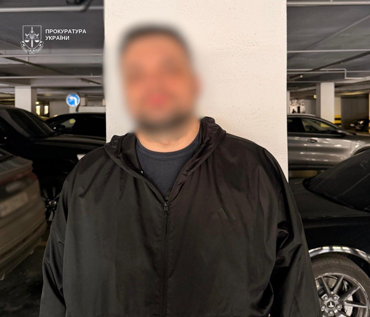Привласнили 5 квартир померлих: у Києві викрили банду за участі екссудді Тандира, який раніше насмерть збив нацгвардійця. Фото