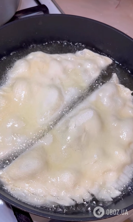 Самые вкусные домашние чебуреки на тесте из холодной воды: какой ингредиент добавить для идеального результата