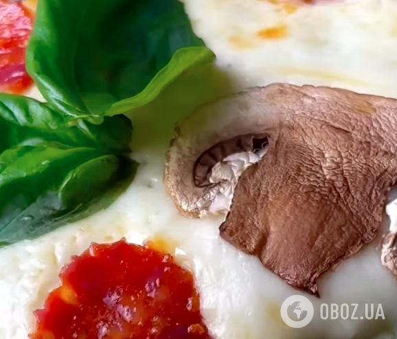 Самая вкусная пицца из кабачков и сыра: делимся рецептом блюда, которое можно есть на ночь