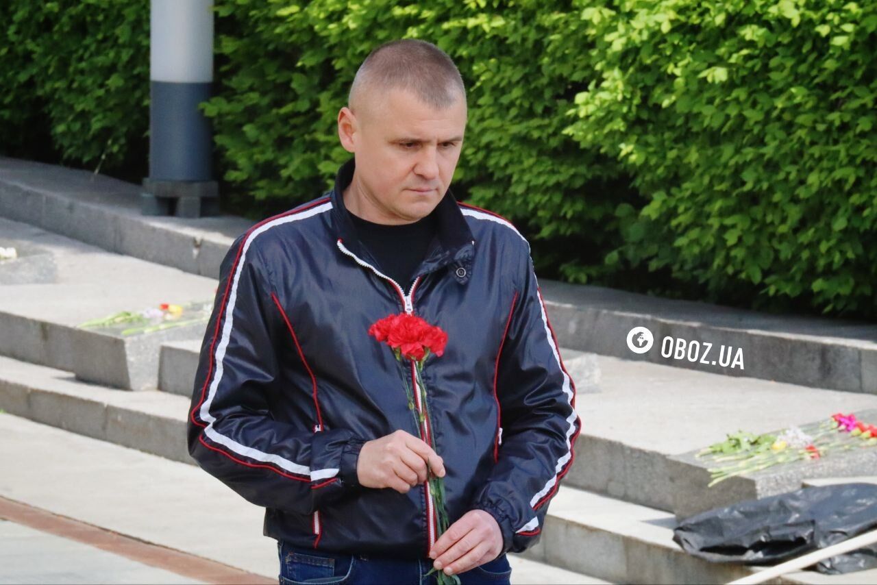 Не обійшлось без провокацій: як проходить День перемоги у Києві. Фоторепортаж та відео