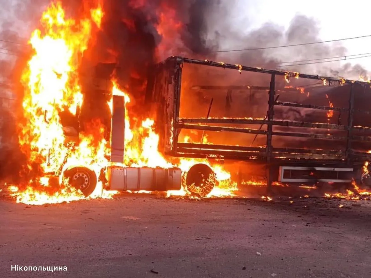 На Дніпропетровщині внаслідок ворожих атак постраждали четверо людей. Фото