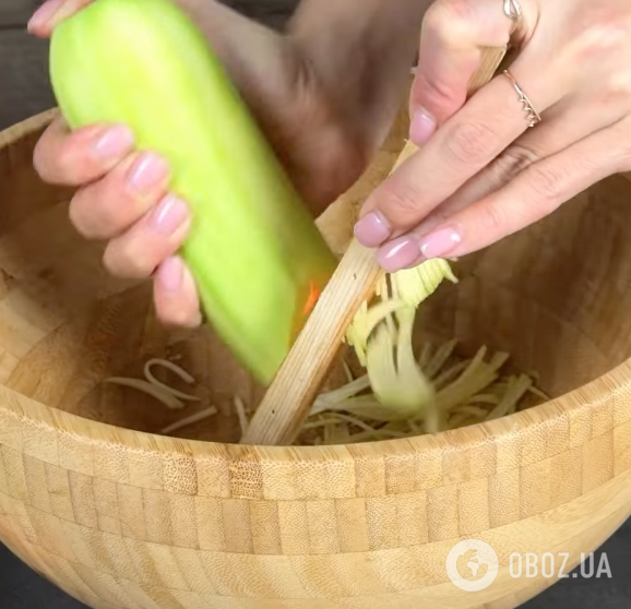 Кабачки с морковью по-корейски: рецепт вкуснейшей закуски за 10 минут