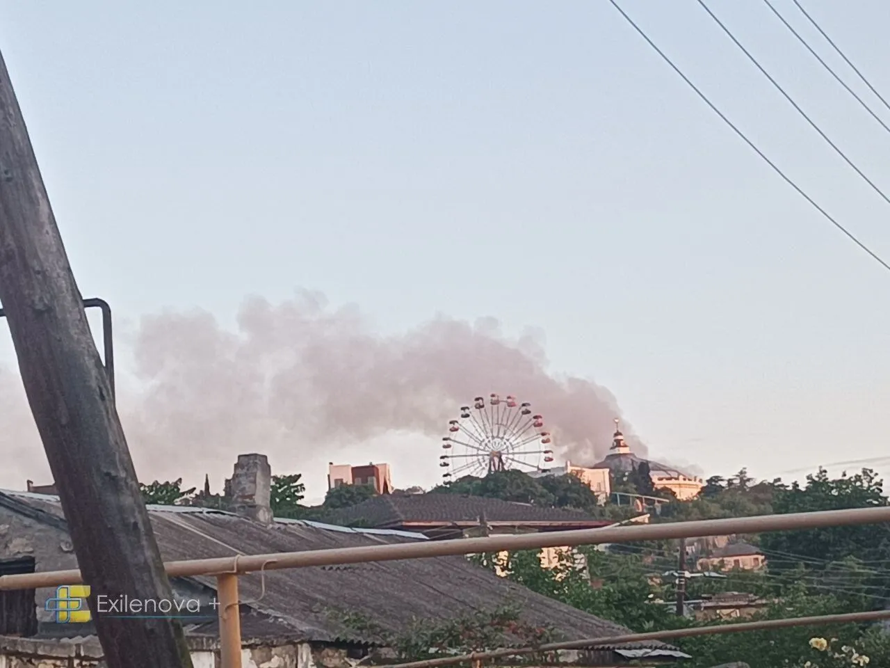 В оккупированном Крыму ночью прогремели взрывы, произошел пожар: что известно. Фото и видео