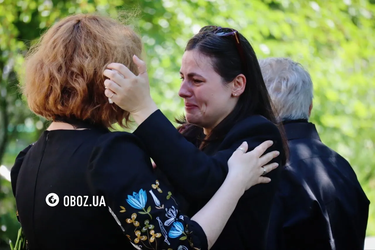 "Мечтал стать программистом": в Киеве попрощались с 12-летним парнем, которого 5 июня убил водитель Mercedes. Фото и видео