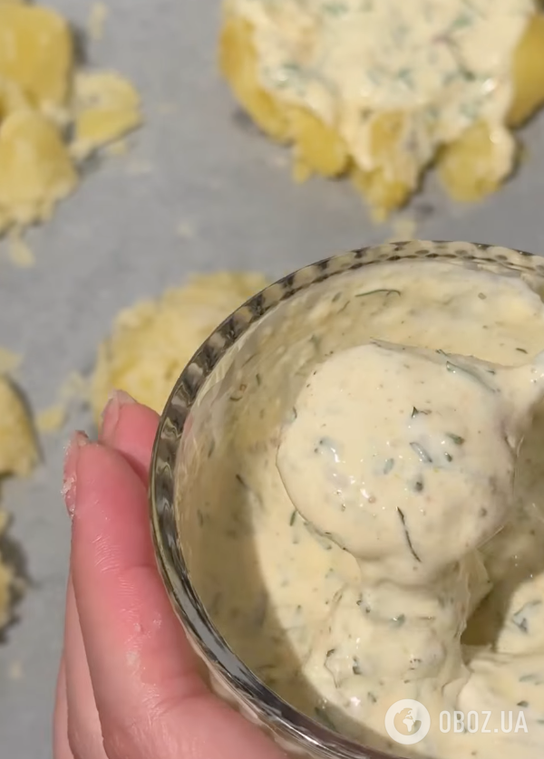 Запеченный картофель с фаршем и сыром: делимся легким рецептом блюда для всей семьи