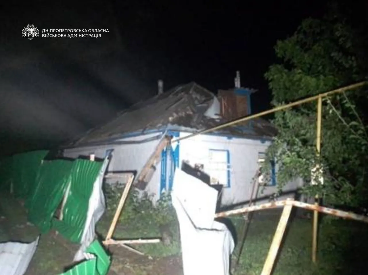 Окупанти атакували Дніпропетровщину: одна людина загинула, 16 поранені. Фото