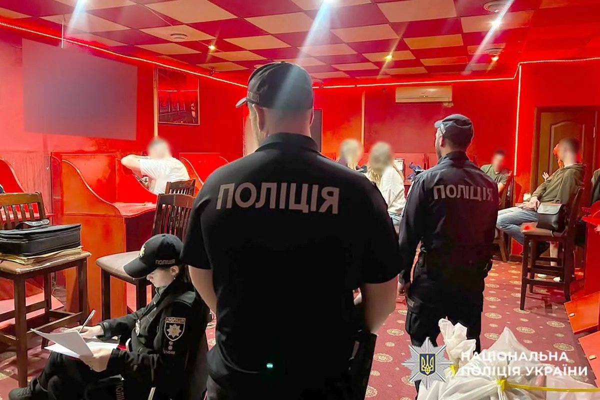 Обшуки в гральному закладі Хмельницького
