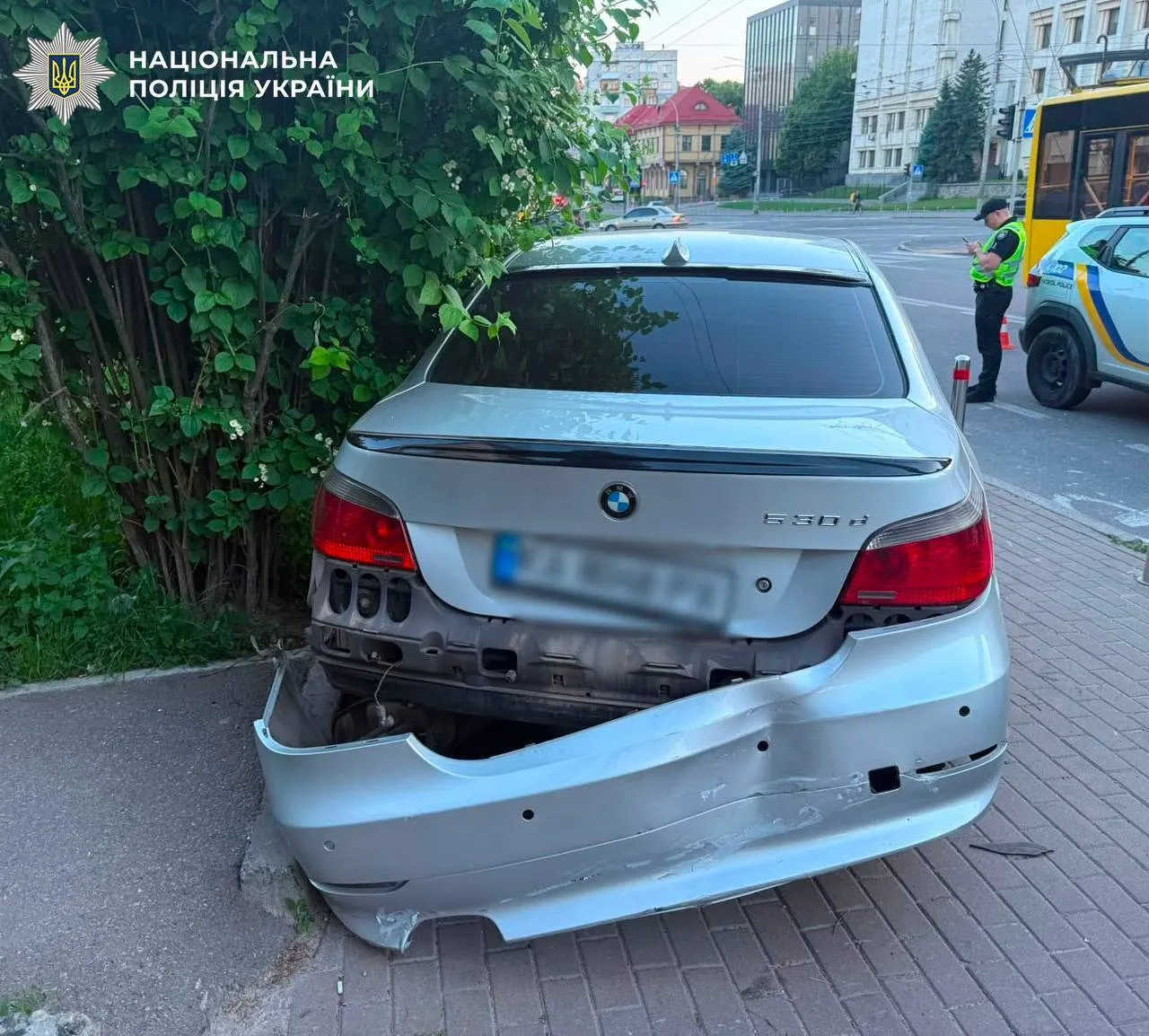 В центре Киева BMW после столкновения с ВАЗ сбил насмерть пешехода. Подробности ДТП и фото