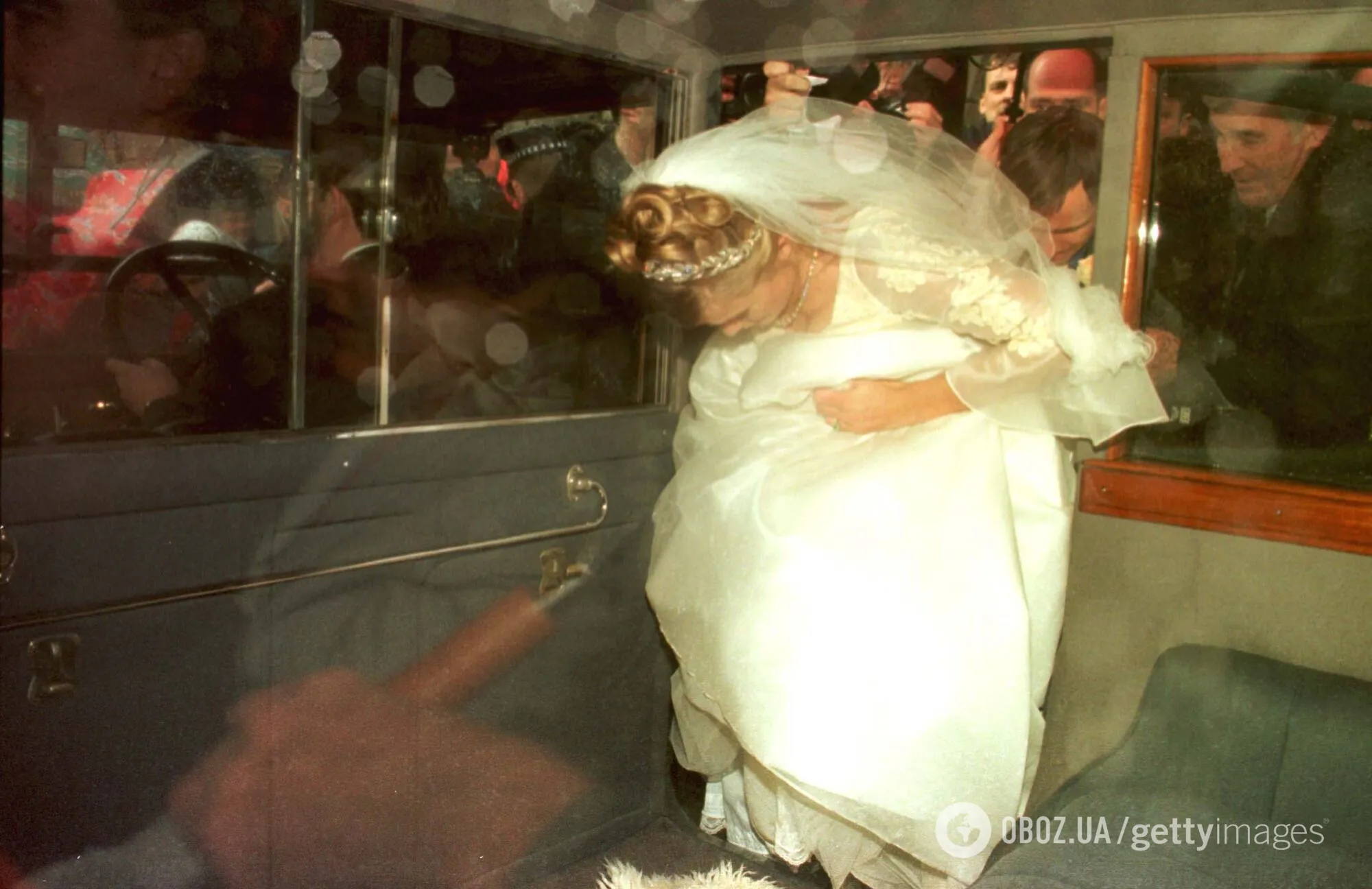 Леді Джорджина Буллоу вийшла заміж за Джона Буллоу у 1998 році