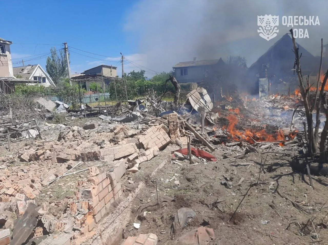 Ракета попала в жилой район: оккупанты атаковали Одесскую область, есть раненые. Фото