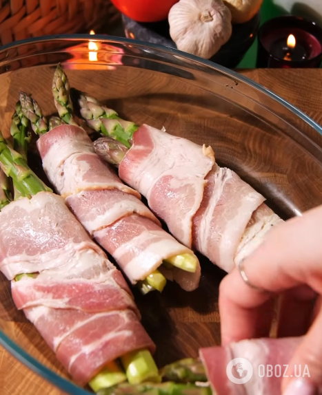 Самая вкусная спаржа в беконе: как приготовить трендовою сезонную закуску