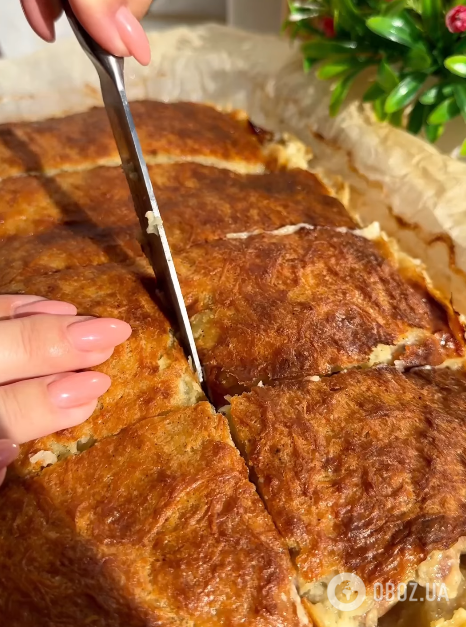 Сытный тертый пирог из картофеля и фарша: как приготовить