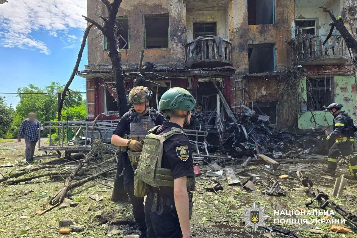 Наслідки авіаудару по Слов'янську.