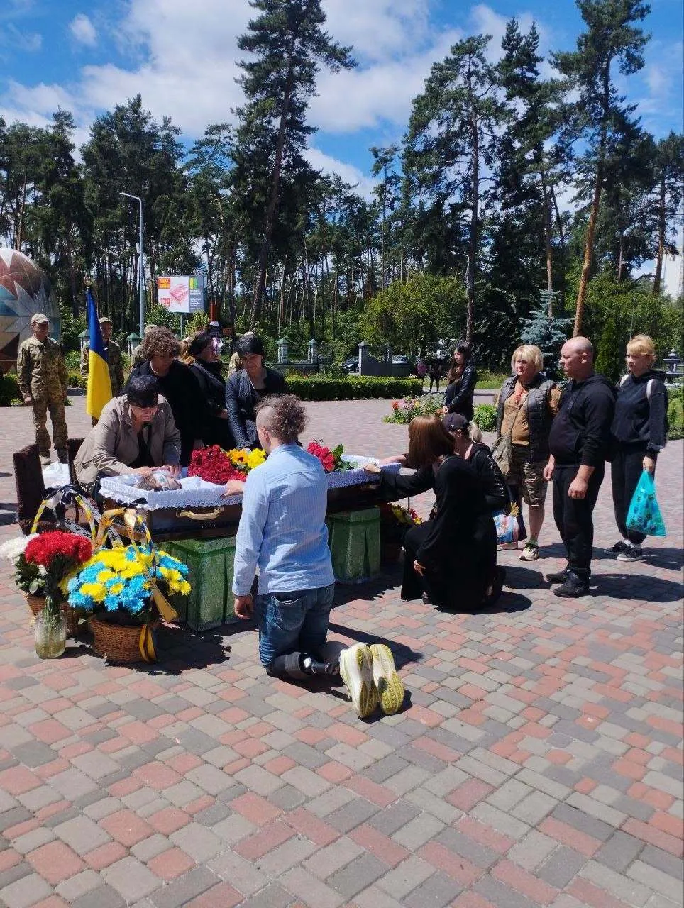 В Українці попрощалися з Героєм