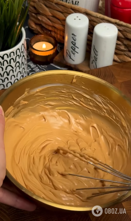 Ліниві міні-чізкейки для дітей: схожі на батончик снікерс