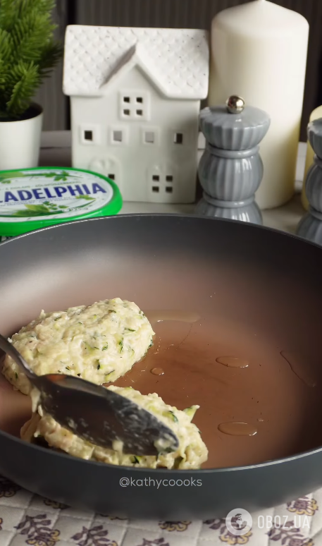 Самые сочные куриные котлеты: добавьте внутрь кабачок