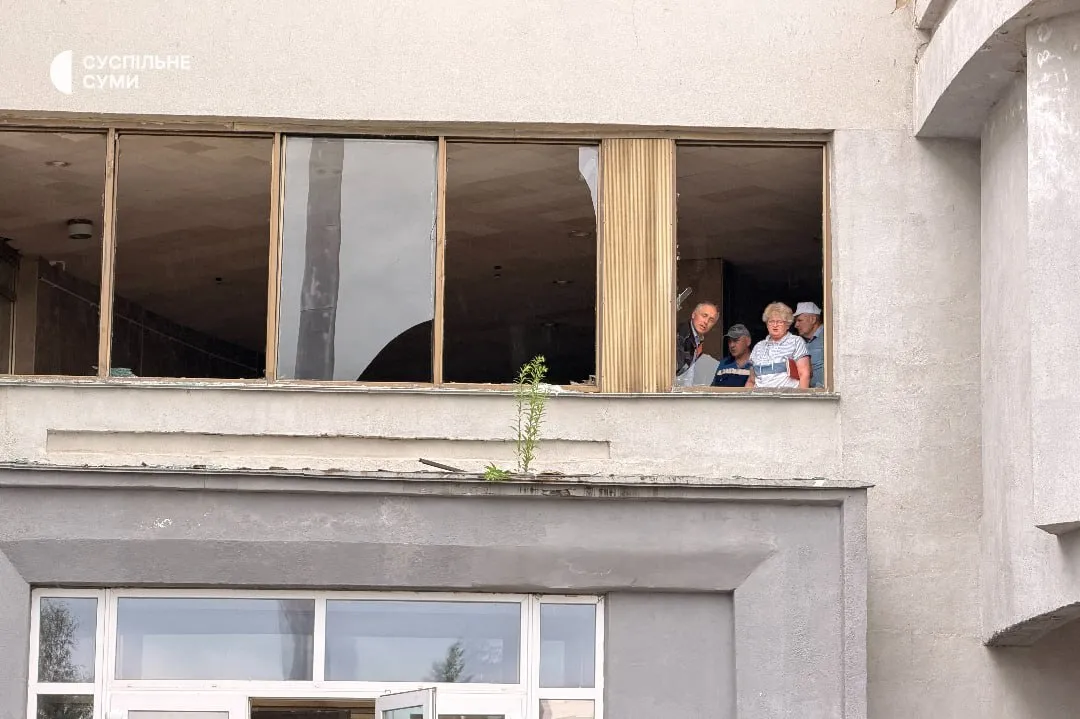 Пошкоджено Палац дітей та юнацтва
