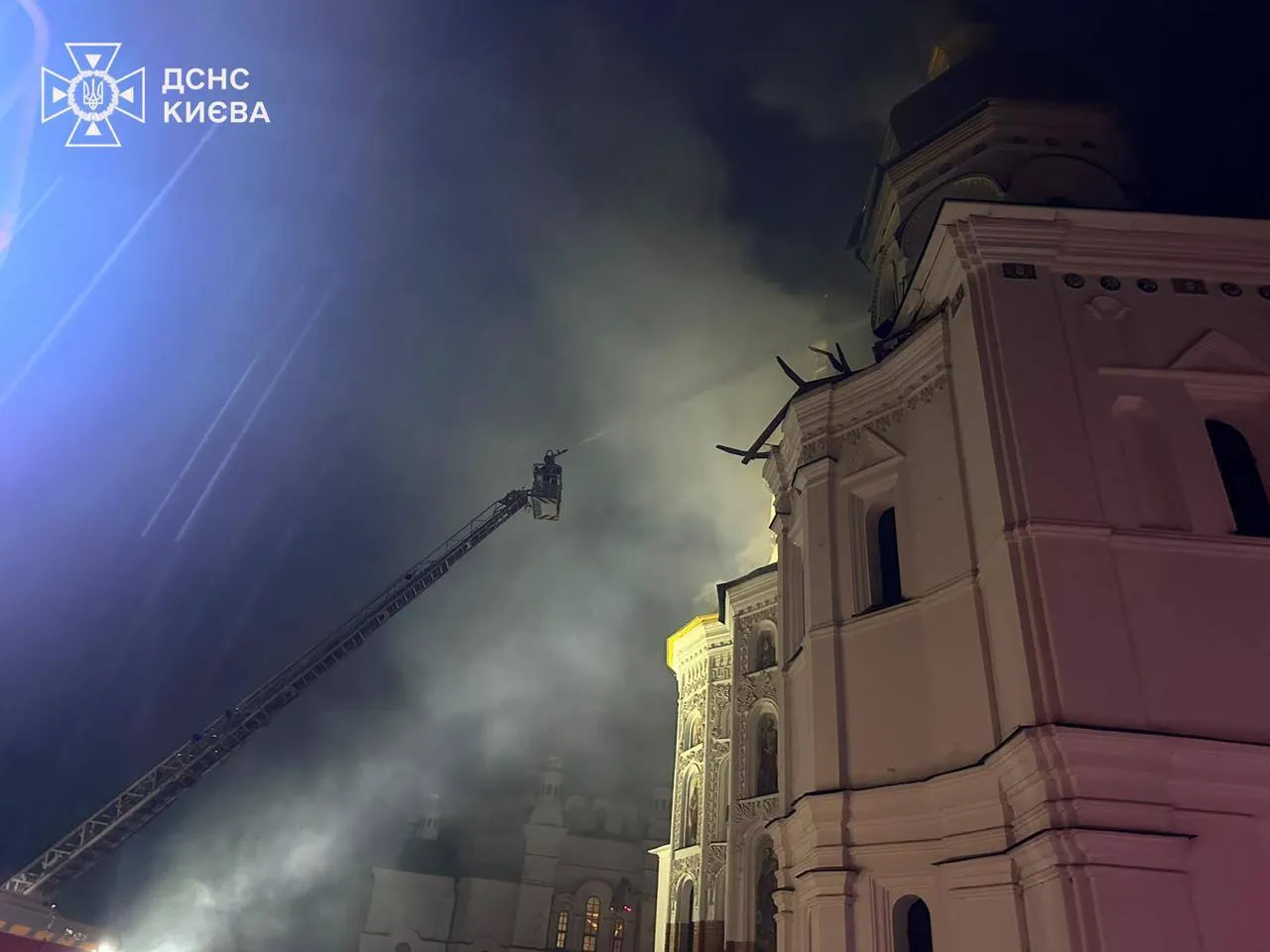 Росія масовано атакувала Київ