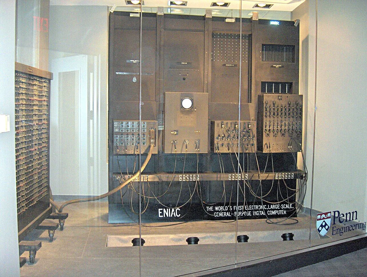 Частина ENIAC у Пенсильванському університеті.