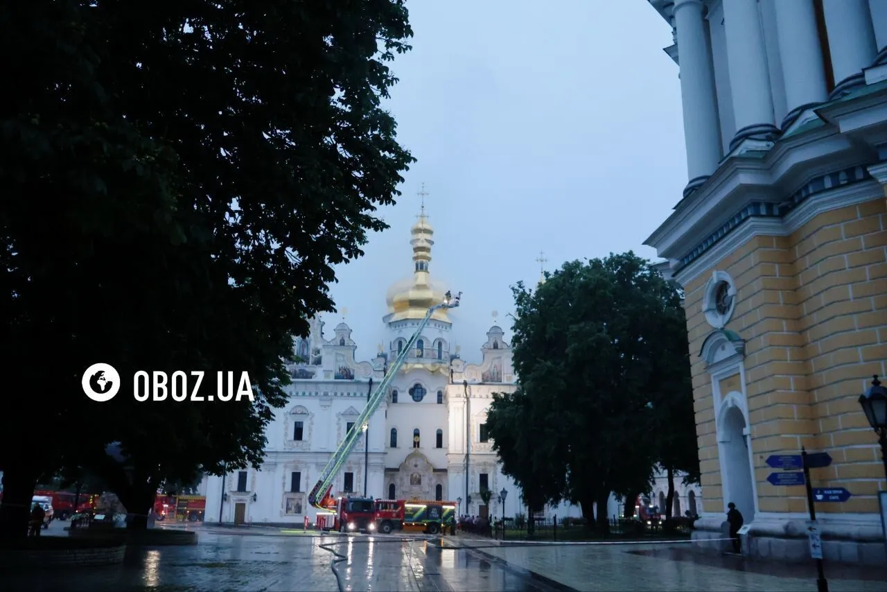Ворог вдарив по Успенському собору
