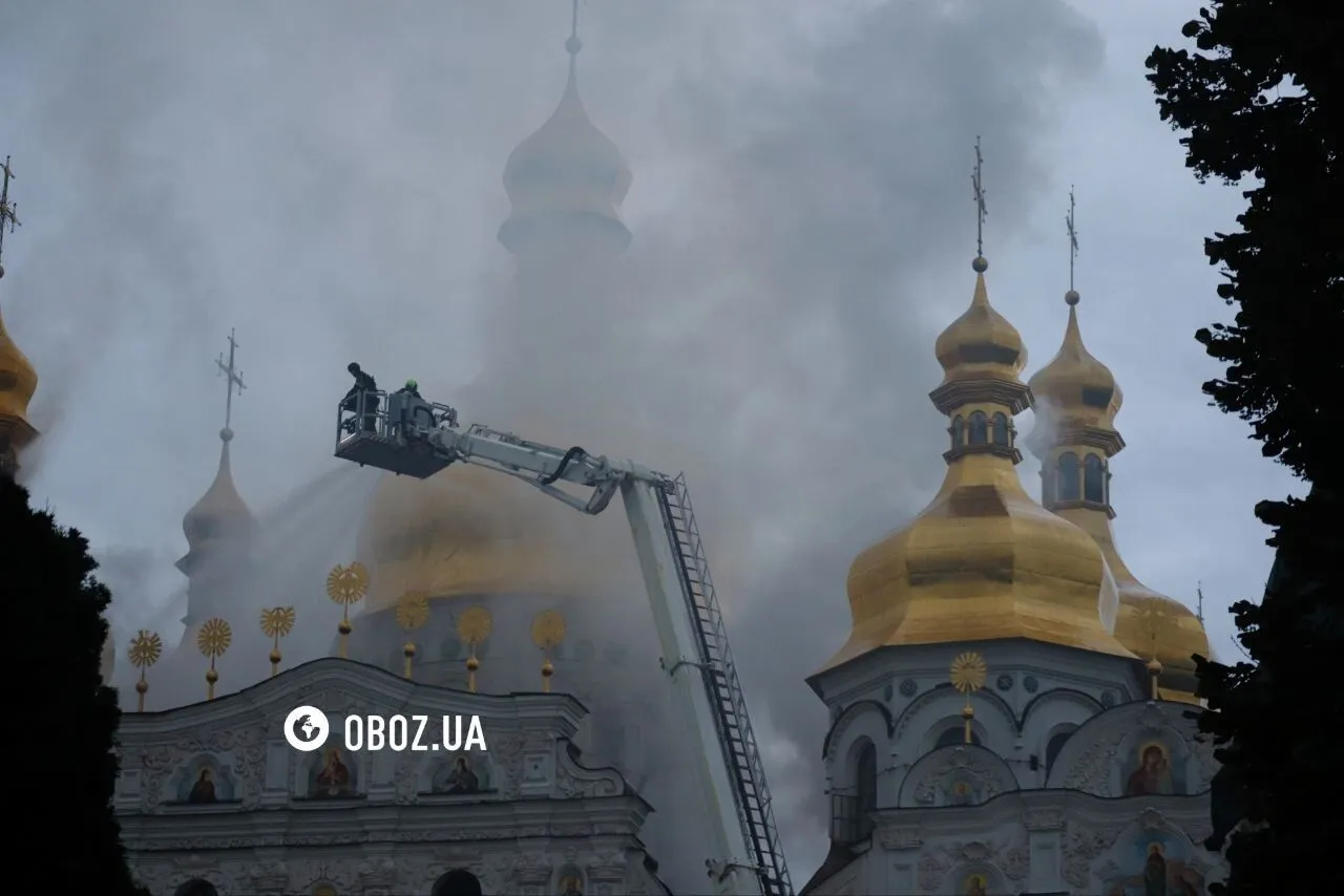 Россияне наносили удары по территории Киево-Печерской лавры два раза.