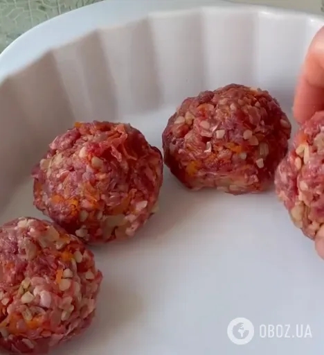 Сочные мясные тефтели в сметанно-томатном соусе: делимся рецептом