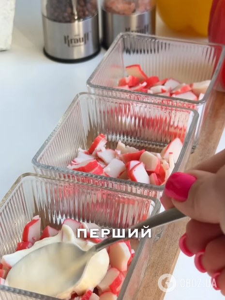 Салат "Дамский" с крабовыми палочками: делимся идеальным рецептом для праздничного стола