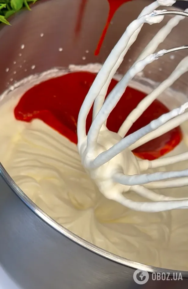 Самое вкусно домашнее клубничное мороженое: понадобится всего три ингредиента для десерта