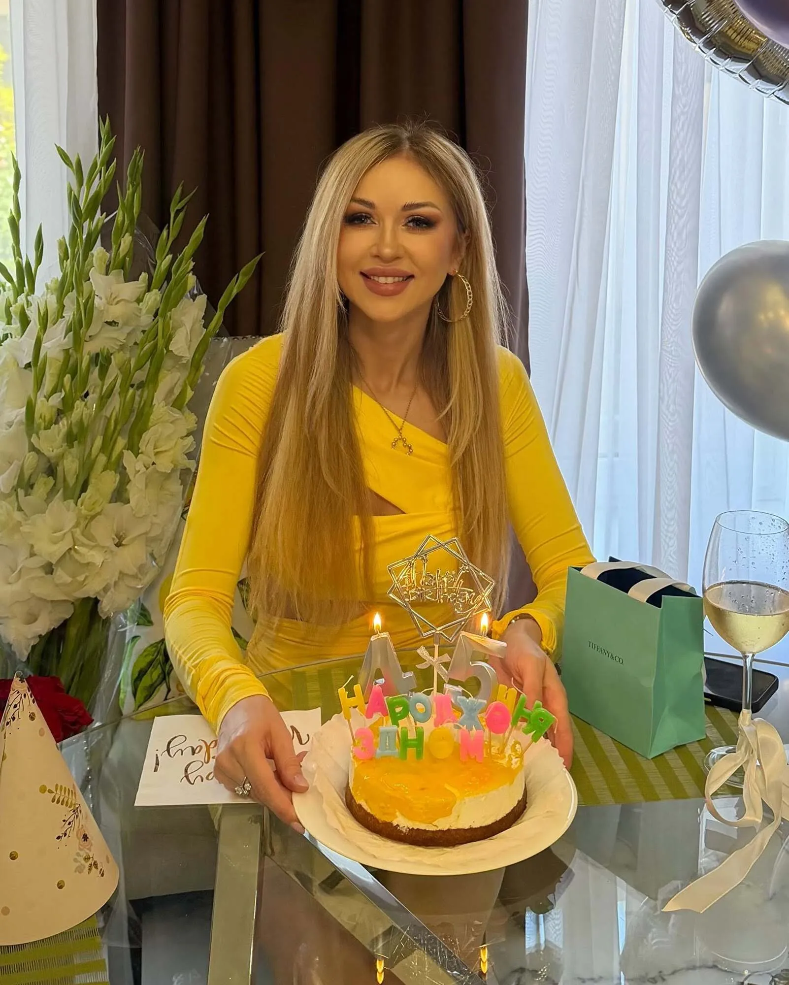Недавно Наталья Валевская отпраздновала 45-летие.