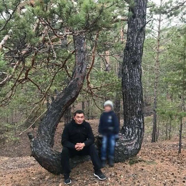 Бато Мункуев.