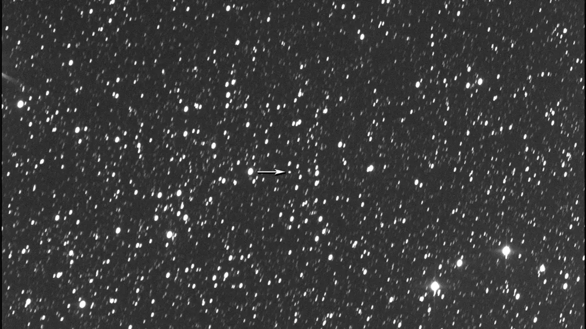 Потенциально опасный астероид 152637 (1997 NC1), зафиксированный проектом Virtual Telescope, когда он находился на расстоянии около 10,5 миллиона километров от Земли.