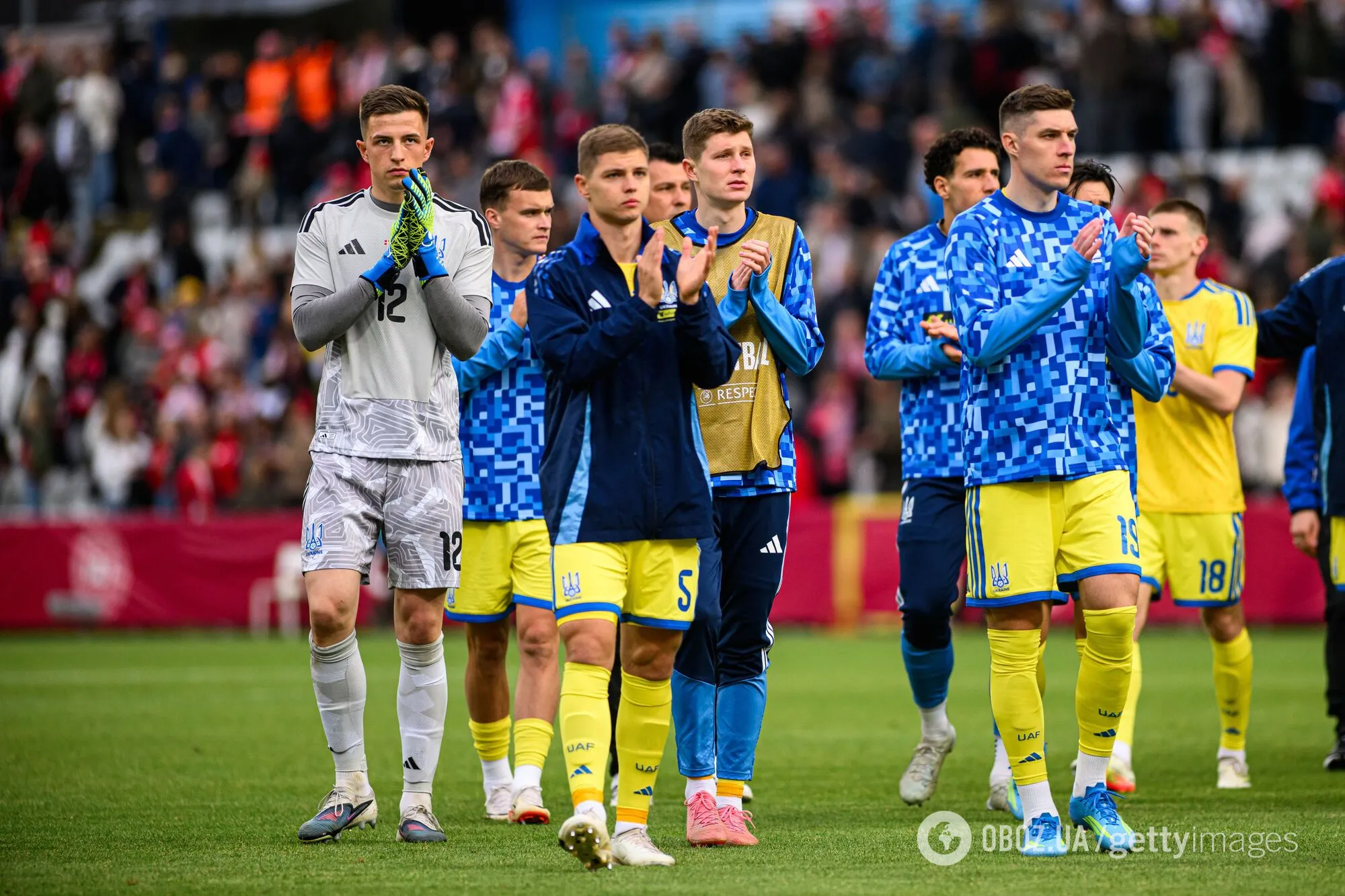 Анатолий Трубин (крайний слева) в сборной Украины