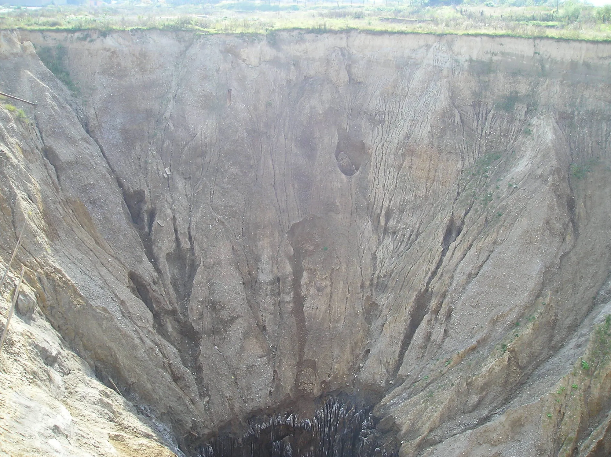 Покинута соляна шахта.