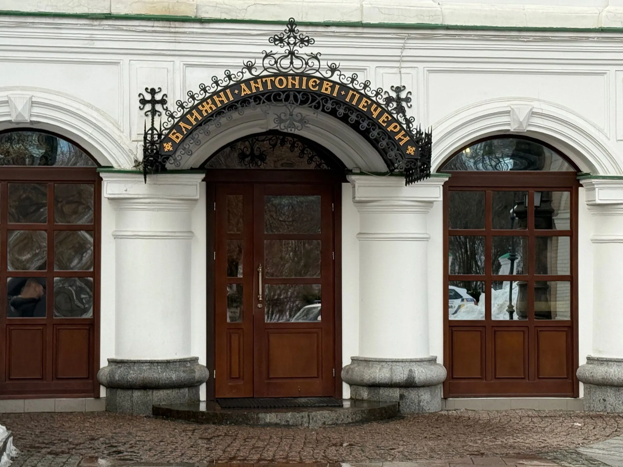 Консенсус историков и ПЦУ: в Киево-Печерской Лавре вернули Илье Муровцу историческое происхождение. Фото