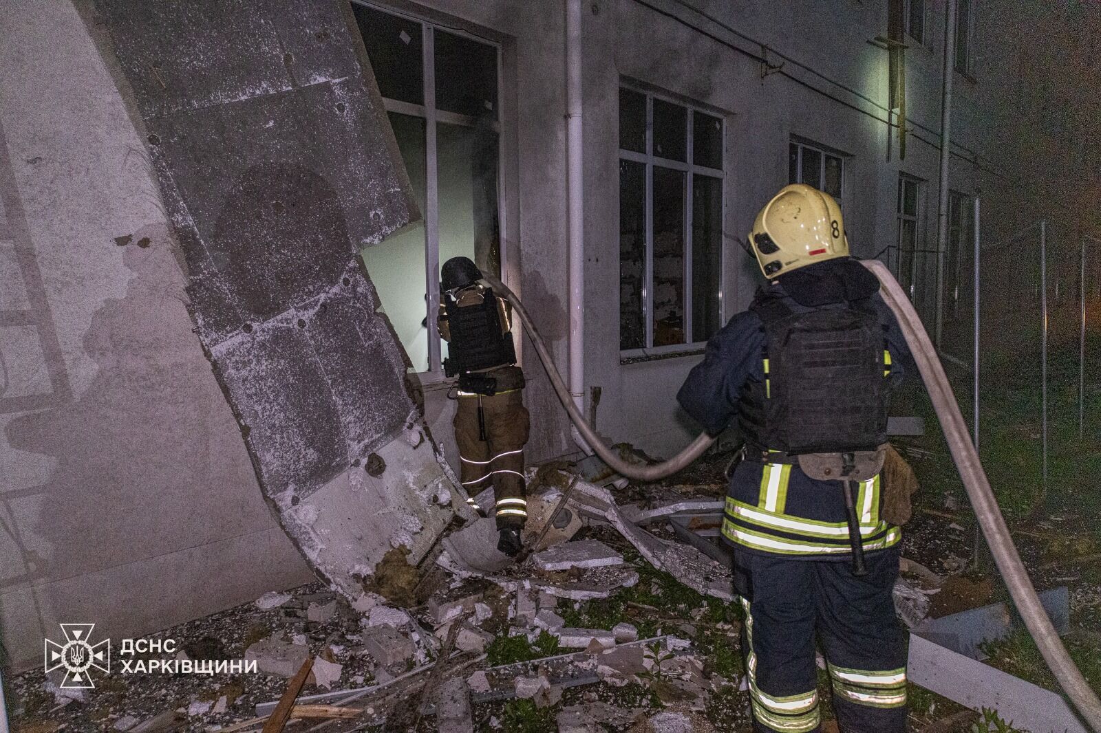 В результате атаки пострадали 14 человек.