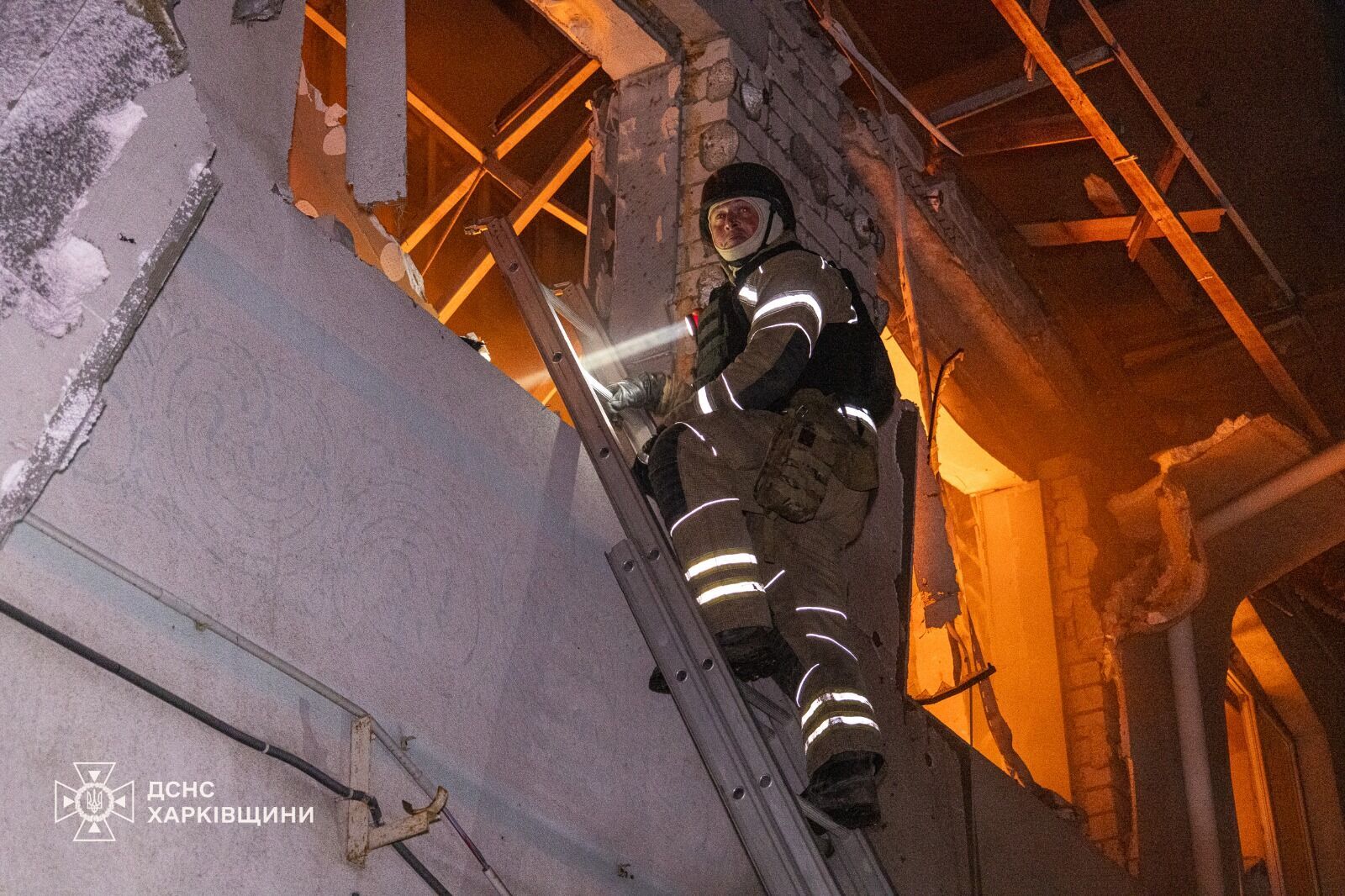 В результате атаки пострадали 14 человек.
