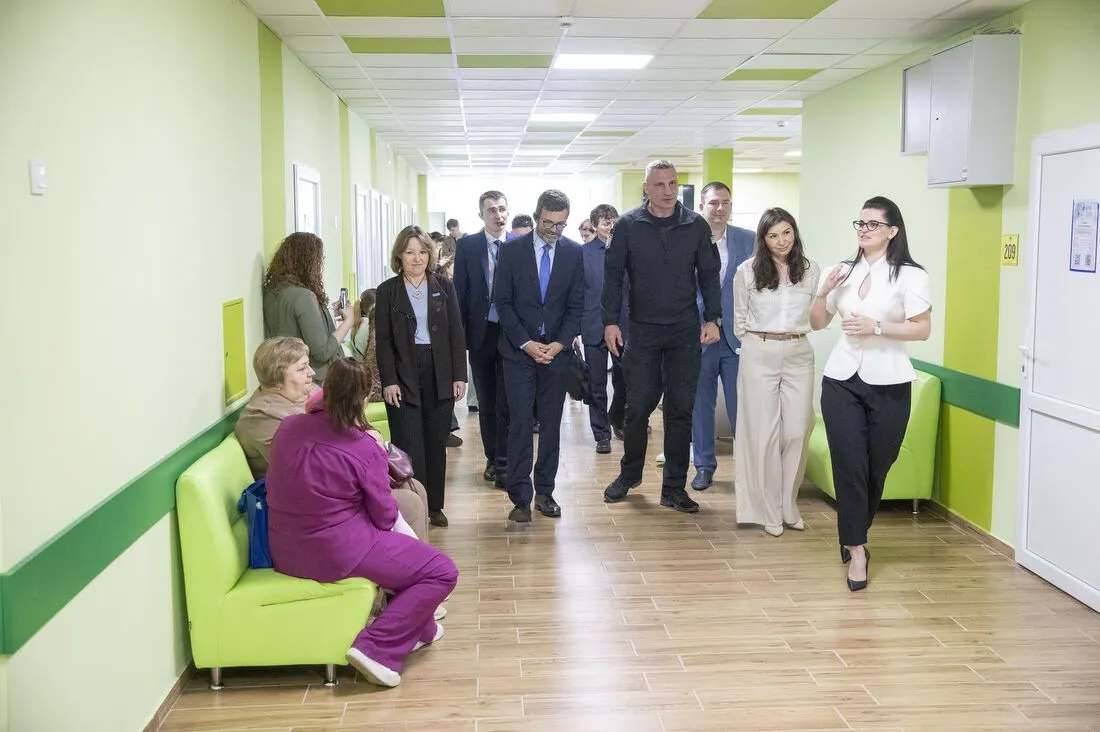 Кличко відкрив оновлену амбулаторію для дітей "Простір турботи". Фото