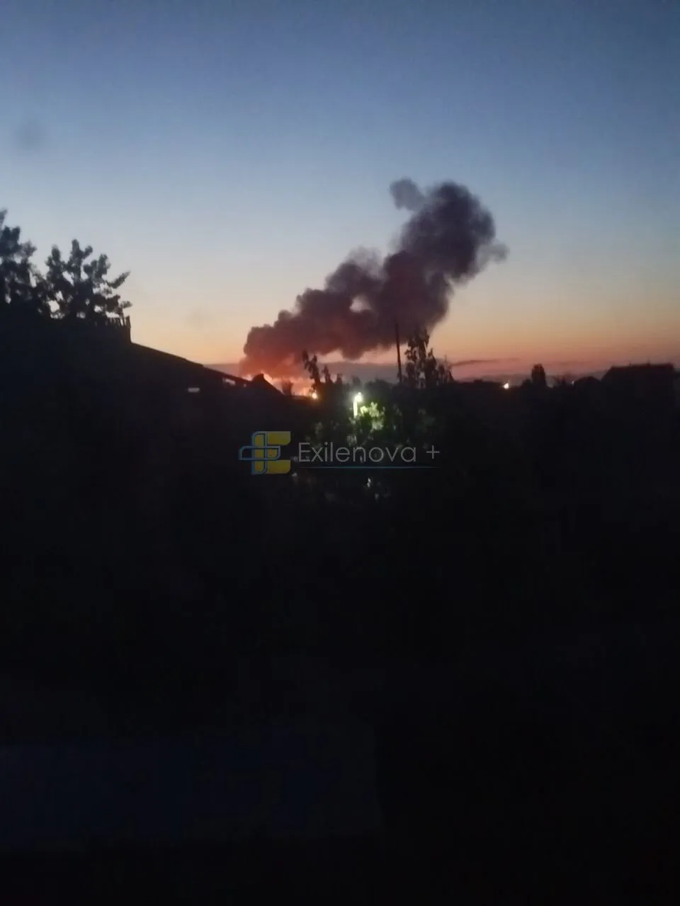 Дрони атакували Ільський НПЗ у Краснодарському краї: сталась пожежа. Фото і відео