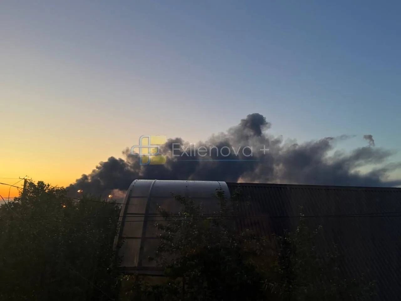 Дрони атакували Ільський НПЗ у Краснодарському краї: сталась пожежа. Фото і відео