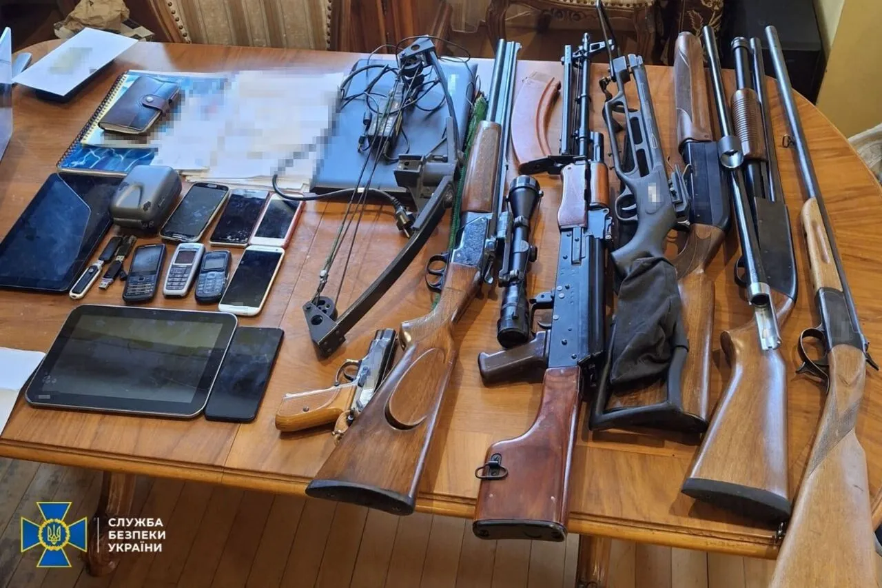 СБУ задержала российского агента, который шпионил за оборонными заводами на Закарпатье. Фото