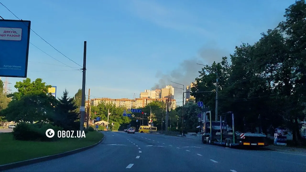 Дым от прилета во время атаки на Киев 2 июня.