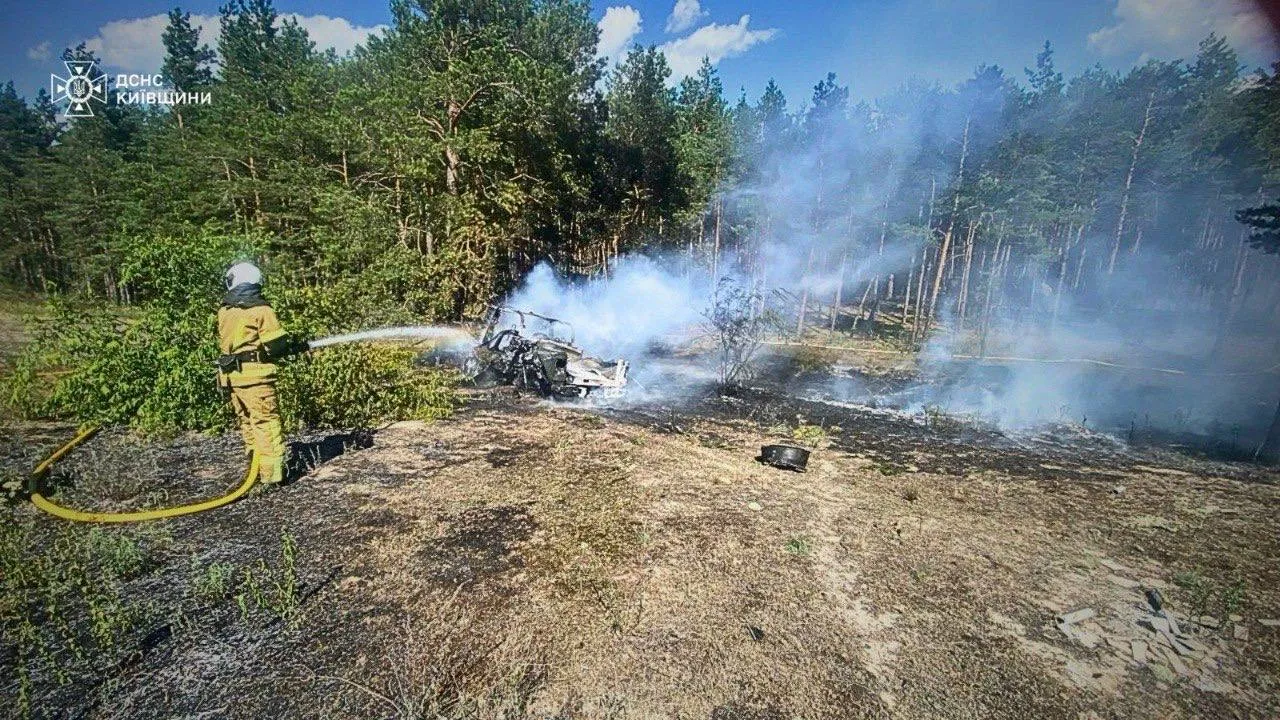 Наслідки обстрілу.