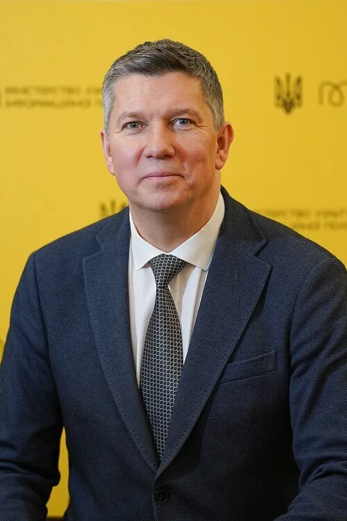 Ростислав Карандеев