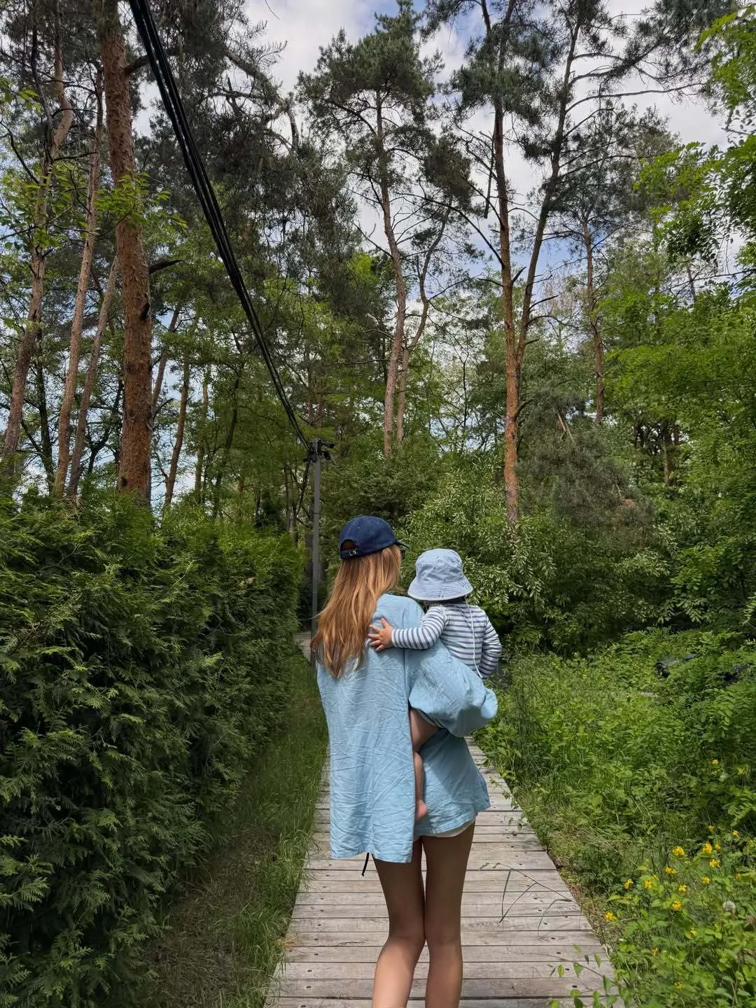 Обличчя хлопчика телеведуча традиційно не показала