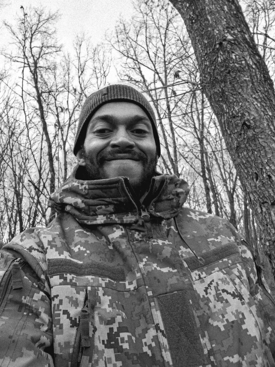Останні місяці життя чоловік провів на військовій службі.
