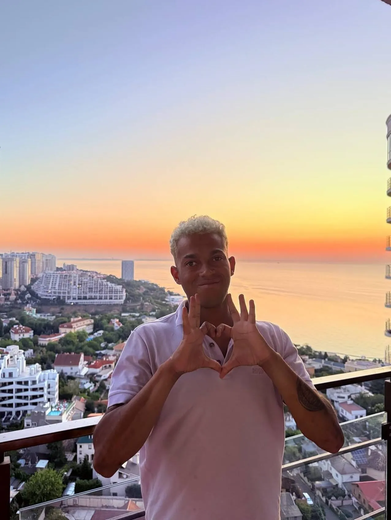 Звістку повідомили на його офіційній сторінці в Instagram.