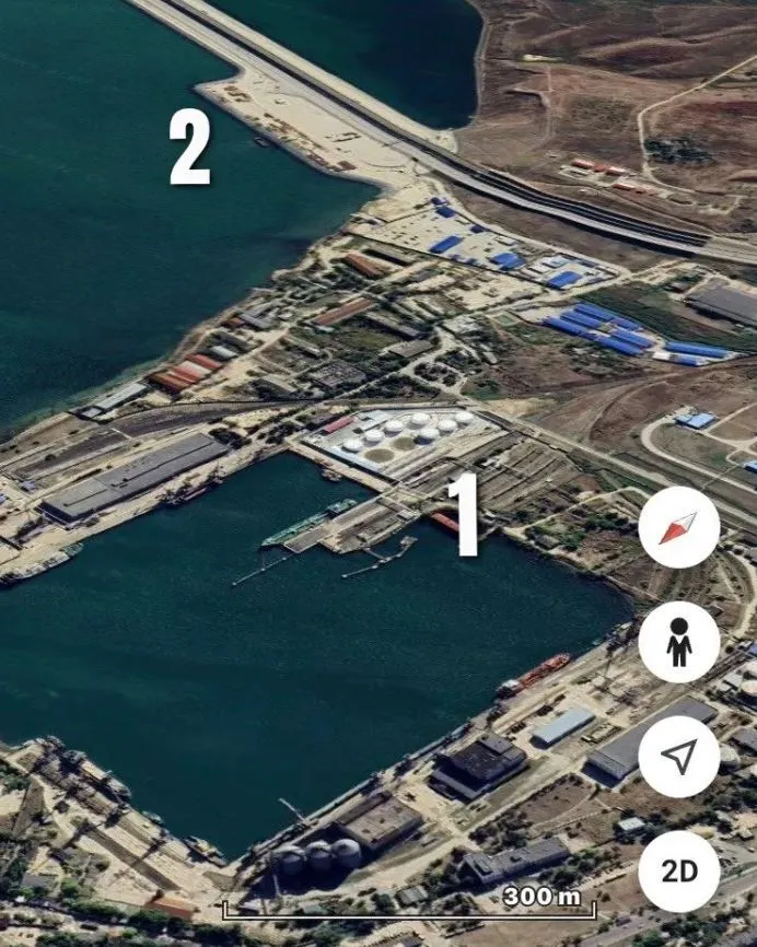 Расстояние между Керченской нефтебазой и Крымским мостом.